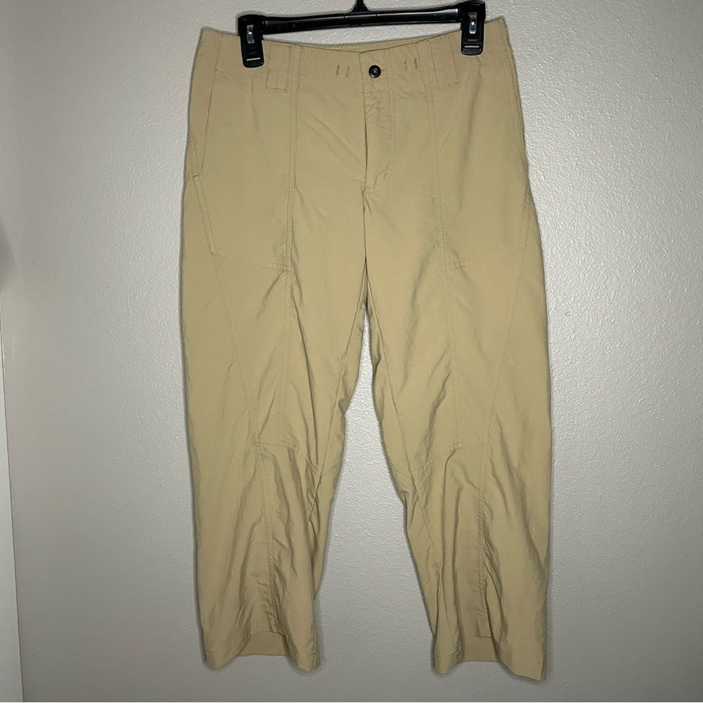 Patagonia Inter-Continental khaki cropped capri hiking pants womens size small 6